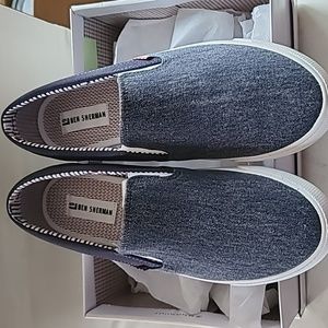 Ben Sherman Purcy slip on . Men's shoe size 8. Navy and white.